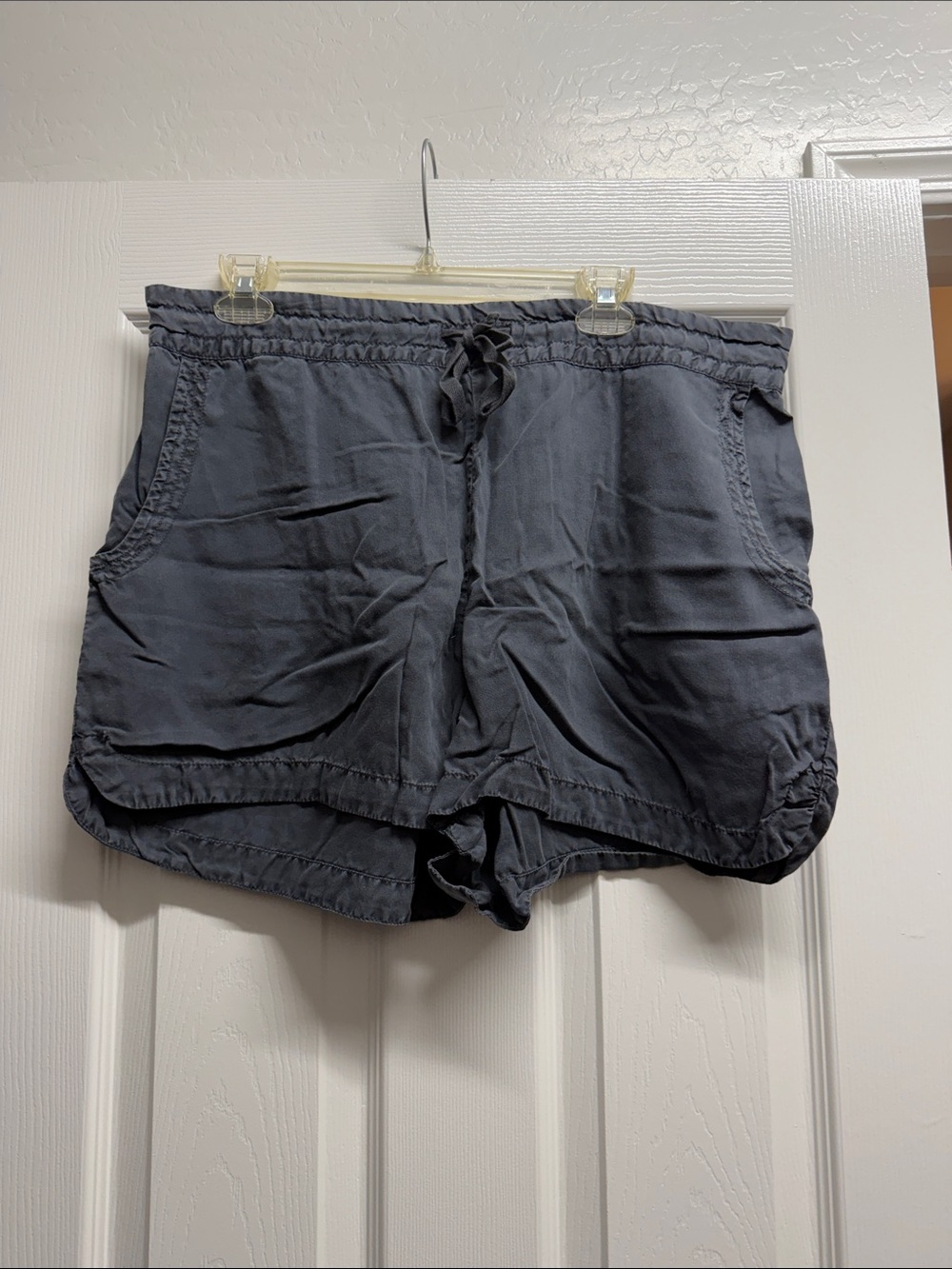 Caslon Dark Gray Relaxed Cargo Shorts